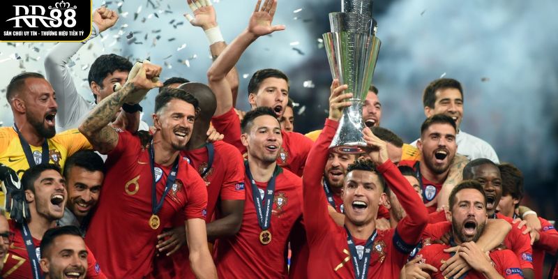 giai-vo-dich-bong-da-chau-au-co-nhung-diem-gi-dac-biet